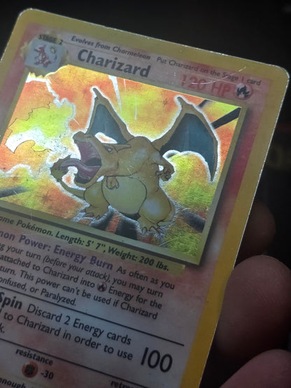 Pokemon Base Set Charizard 4/102 Holo Unlimited HP WOTC Vintage