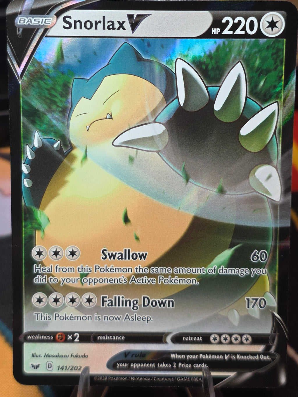 Snorlax V 141/202 Pokémon Sword and Shield Holo