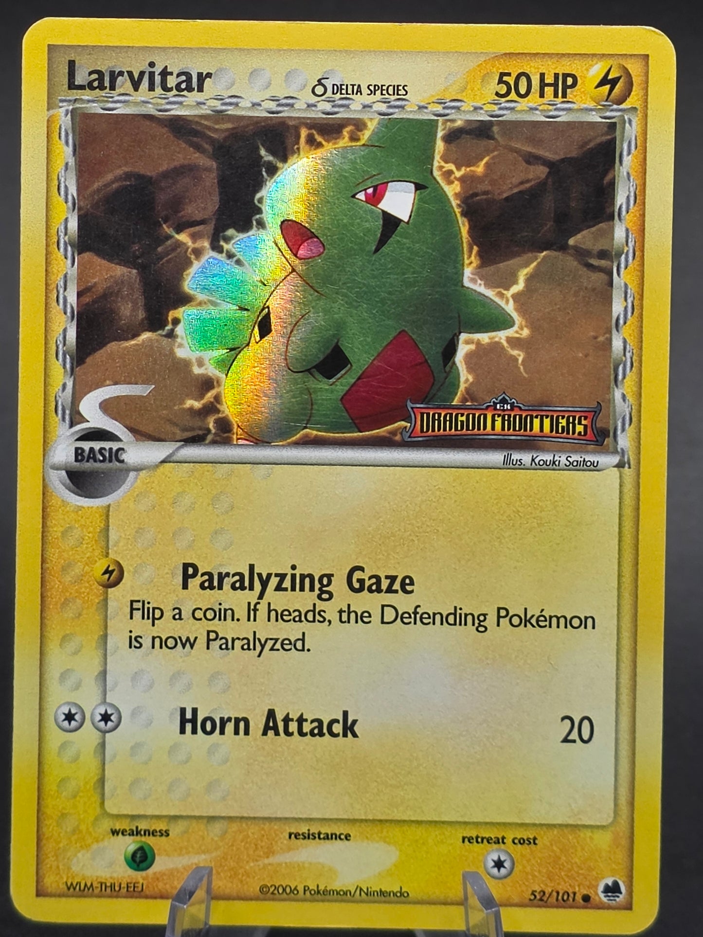Larvitar  (52/101) Dragon Frontiers Reverse Holo Foil Stamped NM Delta Species LP