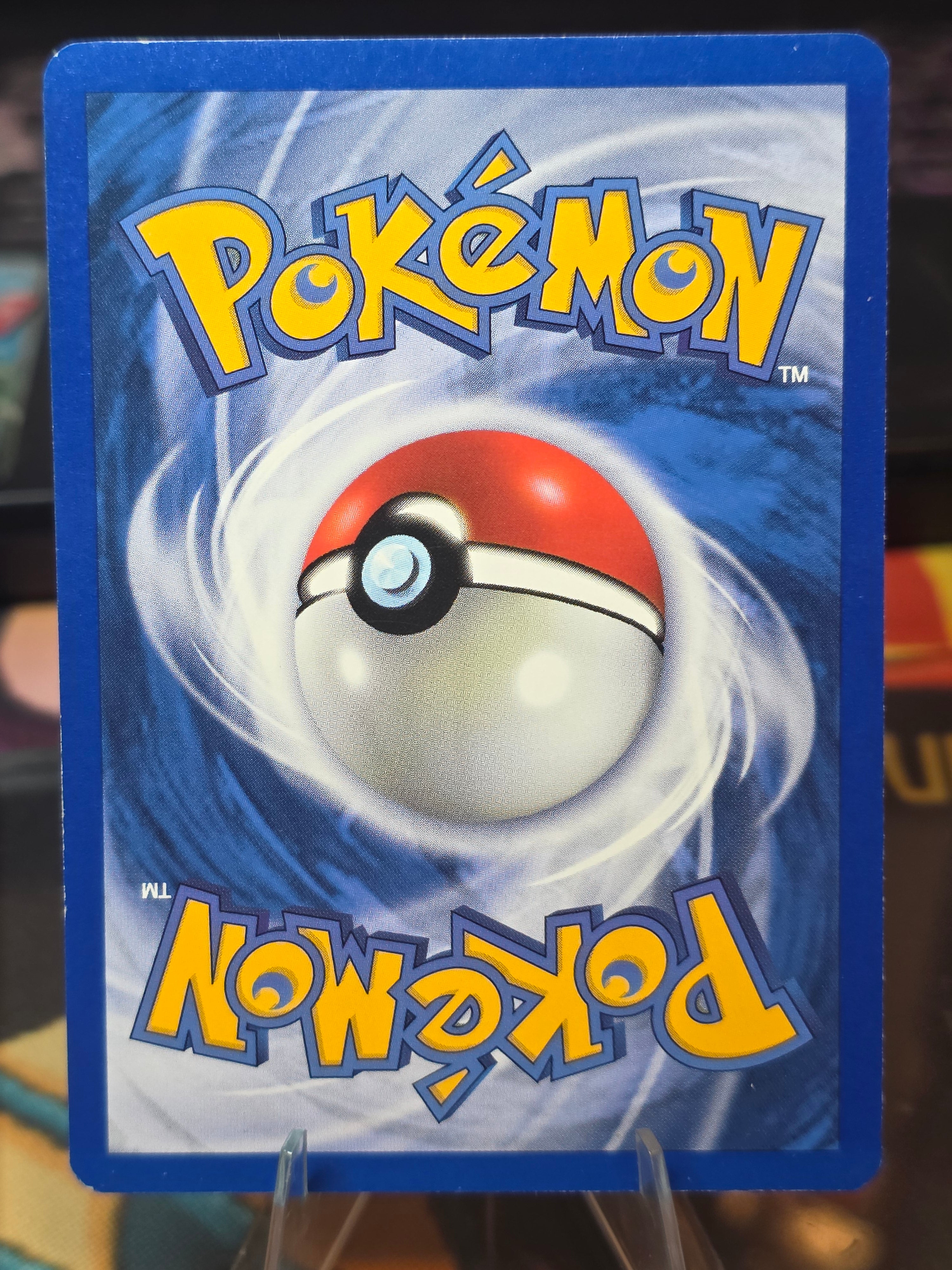 Sneasel 25/111 Rare Neo Genesis Pokemon 1st Edition Lightly Played
