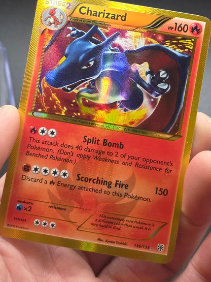 Charizard 136/135 (Shiny Secret Rare) BW Plasma Storm Holo amp