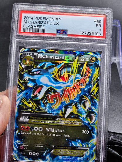 M Charizard EX Holo Ultra Rare Card 69/106 2014 Pokemon XY Flashfire - PSA 1